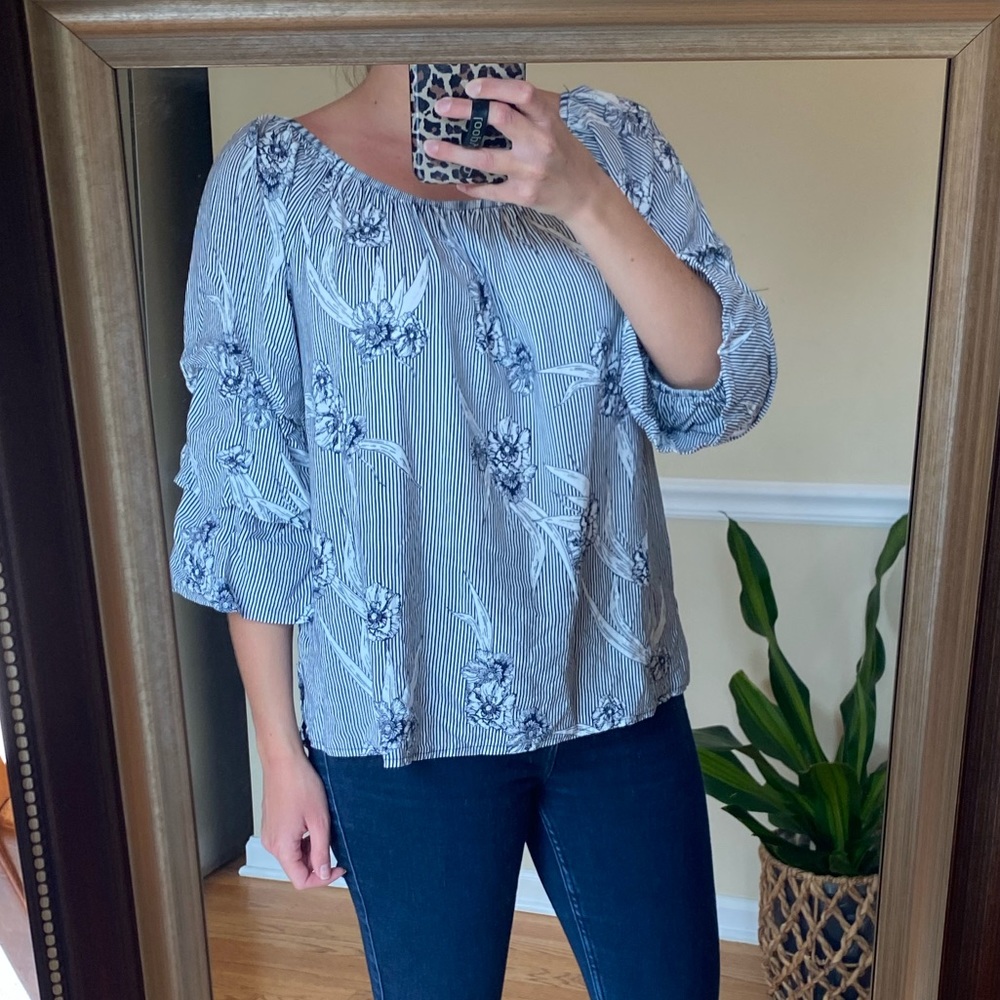 Almost Famous Quarter Sleeve Top